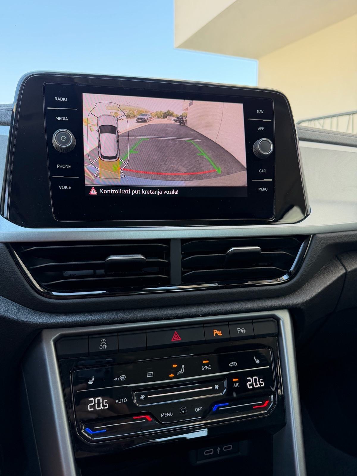 VW T-Roc 2,0 TDI/MATRIX/VIRTUAL/SERVISNA/U PDV-u✅JAMSTVO 12 MJ, fotografija 15