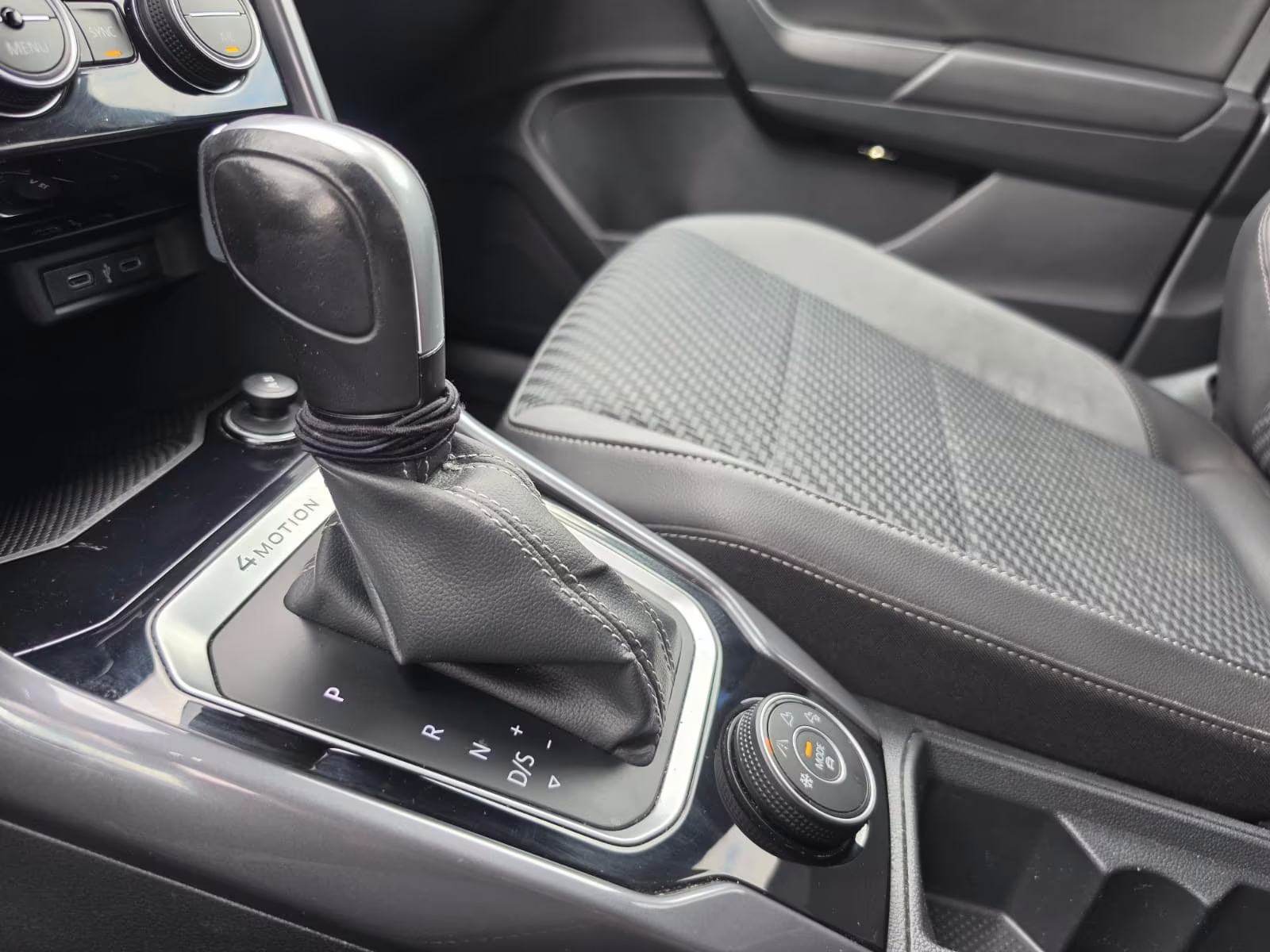 VW T-Roc 2,0 TDI⭐️R LINE⭐️4 MOTION⭐️SPORT⭐️AUTOMATIK⭐️, fotografija 10