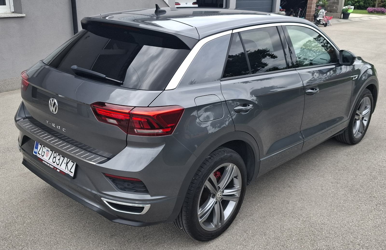 VW T-Roc 2,0 TDI **R-LINE** AUTOMATIK,VIRTUAL,MRTVI KUT!!, fotografija 5