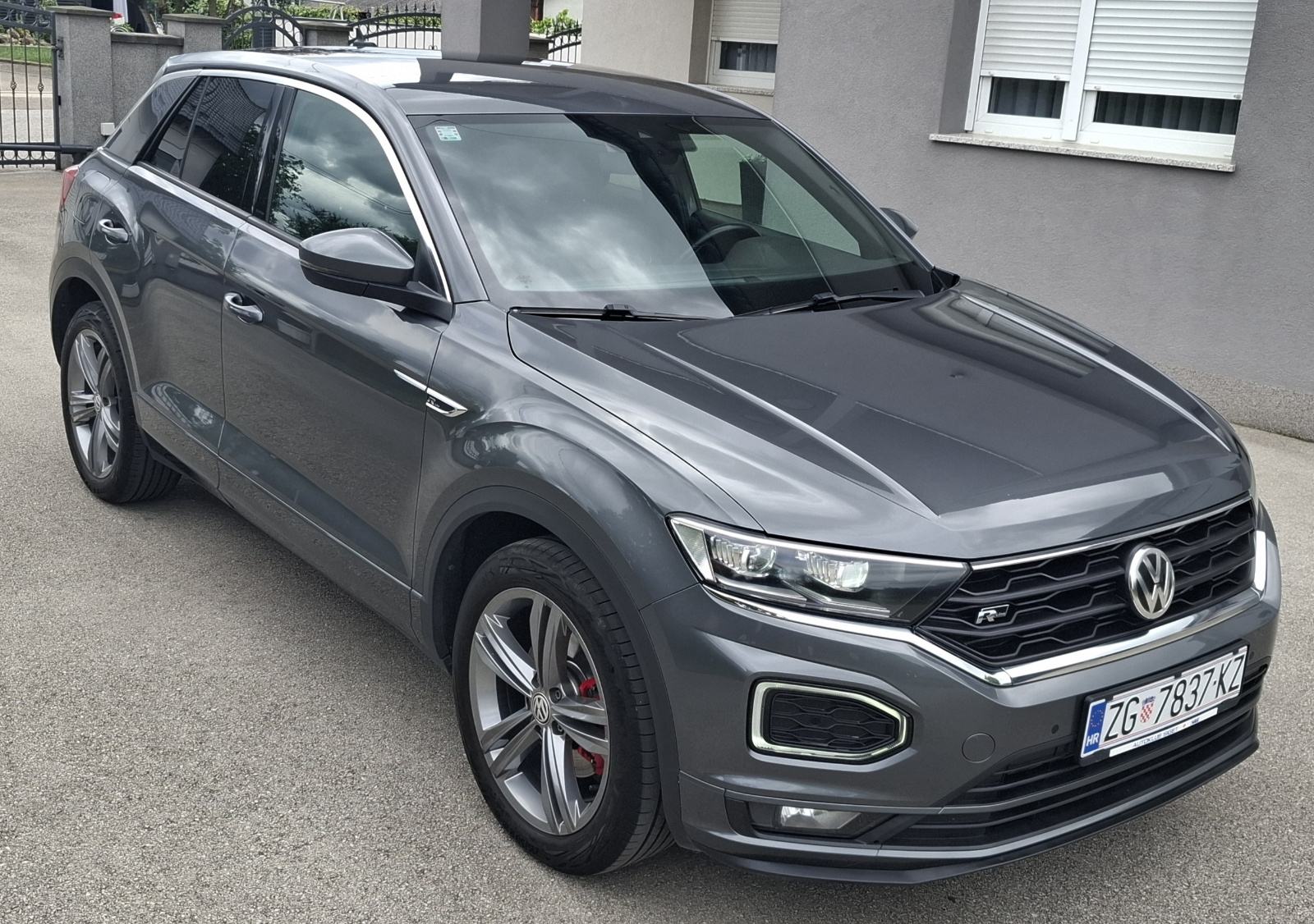 VW T-Roc 2,0 TDI **R-LINE** AUTOMATIK,VIRTUAL,MRTVI KUT!!, fotografija 6