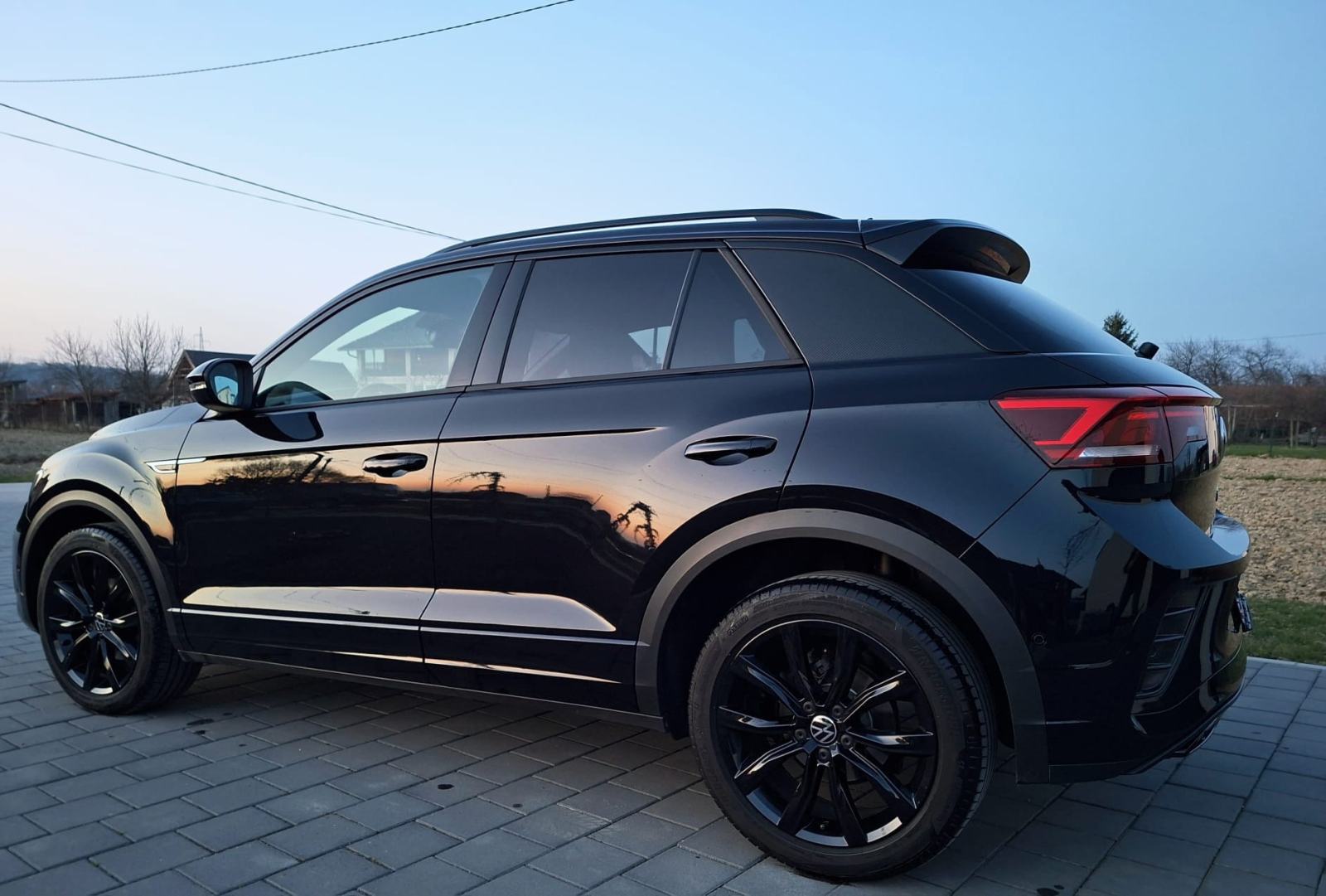 VW T-Roc 2.0 TDI R-line, Black line,Navi, Alu 18",servisna reg.03/2027, fotografija 2