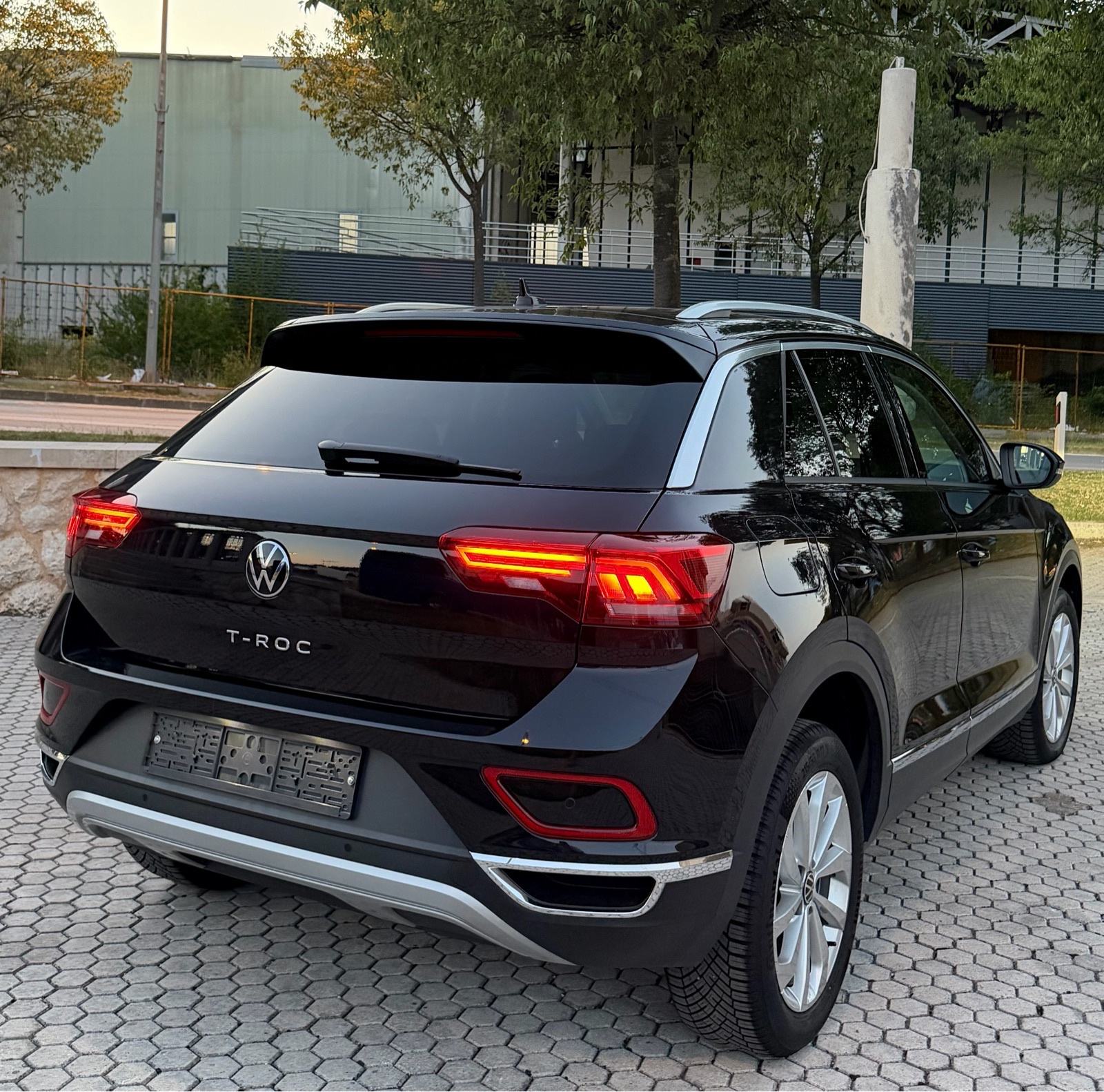 VW T-ROC 2.0 TDI ~ STYLE ~ MATRIX LED,VIRTUAL,ACC,KEYLESS,NAVI,PDC, fotografija 12
