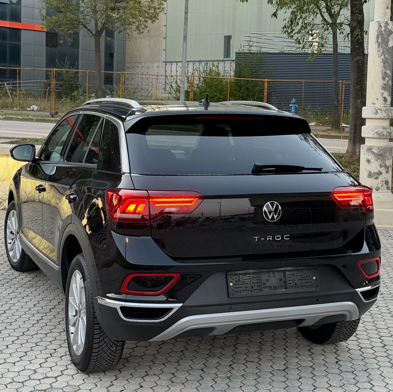 VW T-ROC 2.0 TDI ~ STYLE ~ MATRIX LED,VIRTUAL,ACC,KEYLESS,NAVI,PDC, fotografija 13