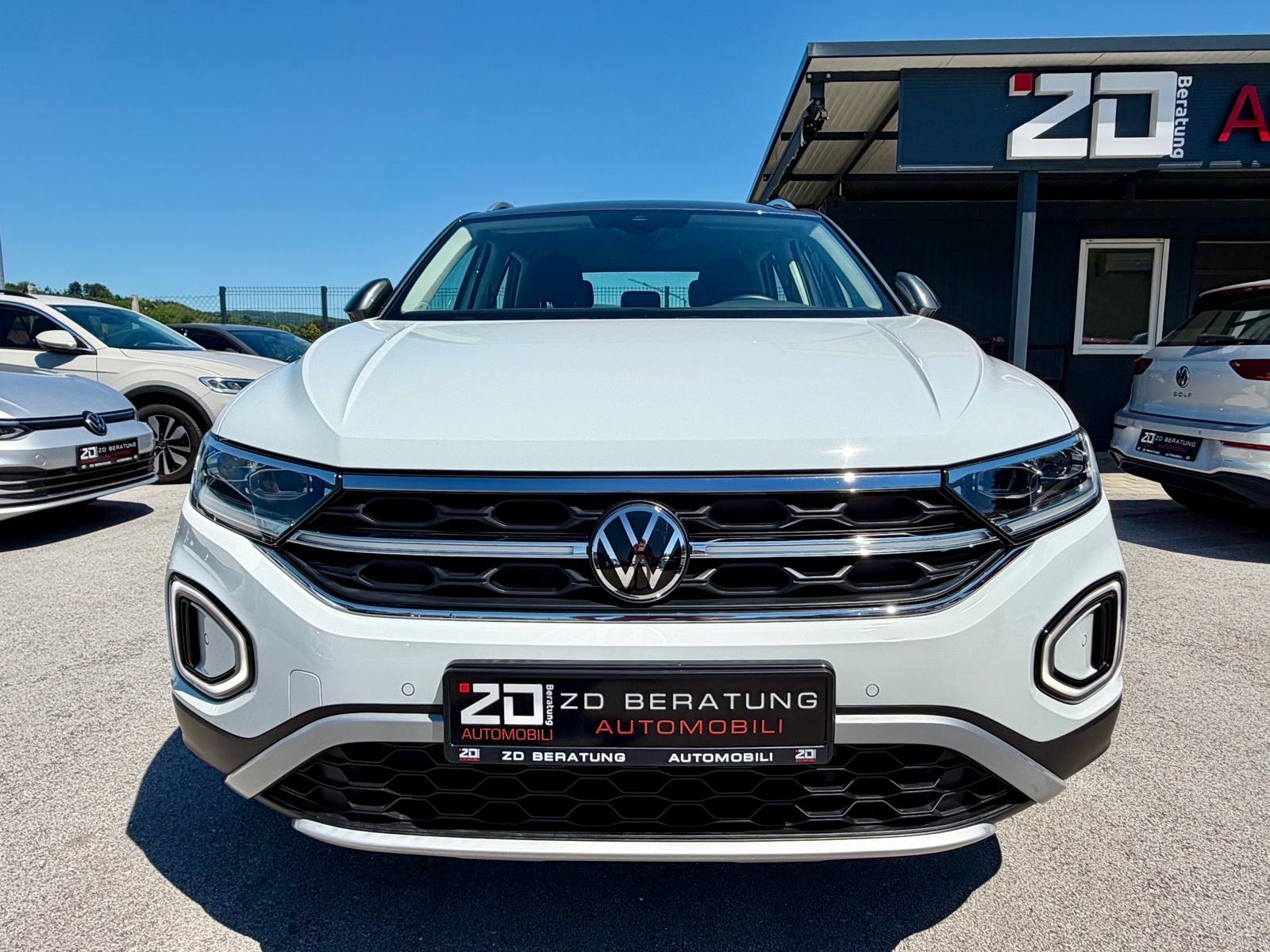 VW T-Roc 2,0 TDI Style *MATRIX LED* Kamera NaviPRO Koža R17 Servisna, fotografija 3
