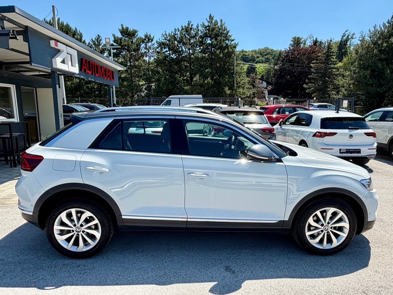 VW T-Roc 2,0 TDI Style *MATRIX LED* Kamera NaviPRO Koža R17 Servisna, fotografija 6