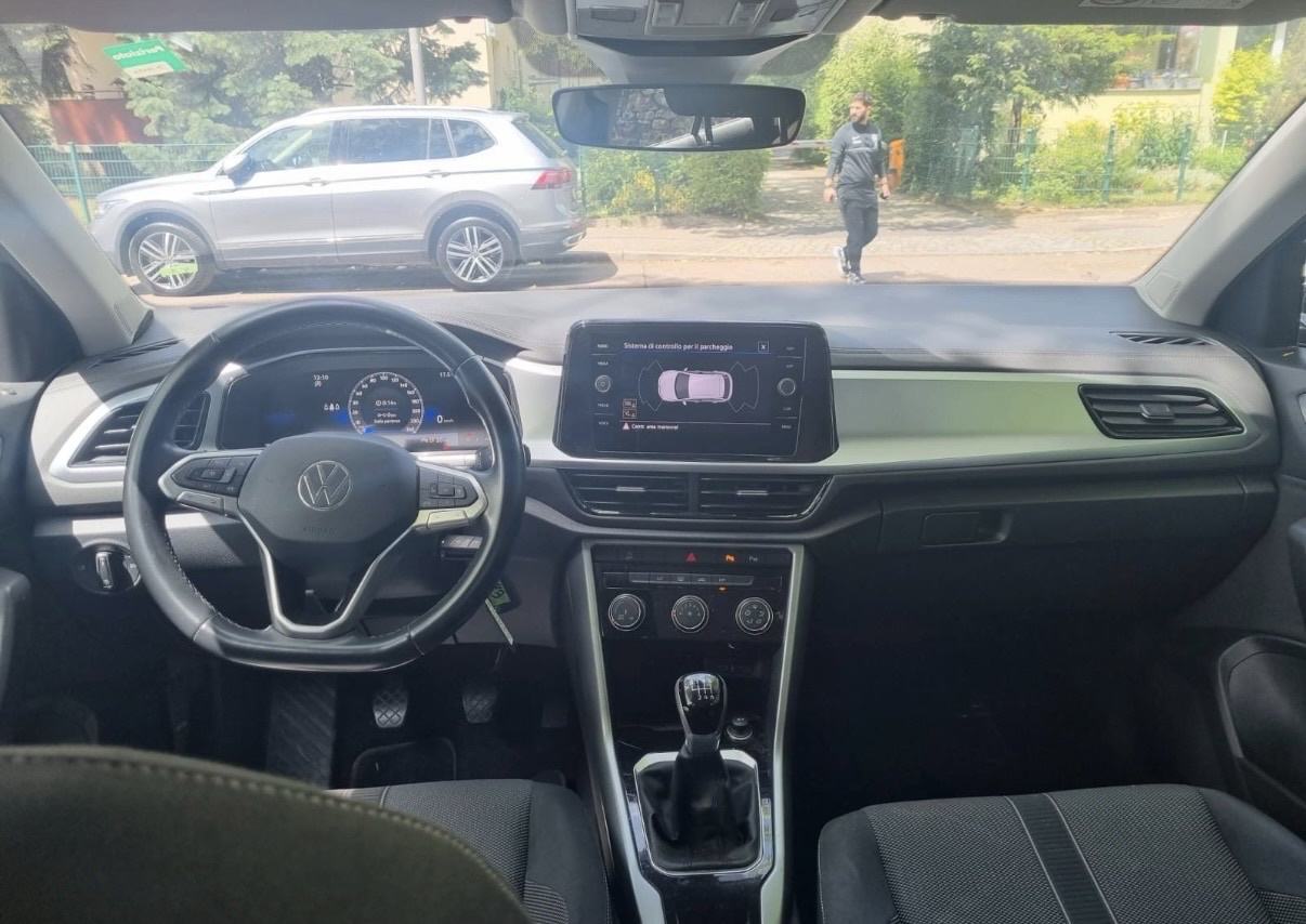 VW T-Roc 2.0 TDI - VIRTUAL - PARKING SENZORI - TEMPOMAT - LEASING, fotografija 10