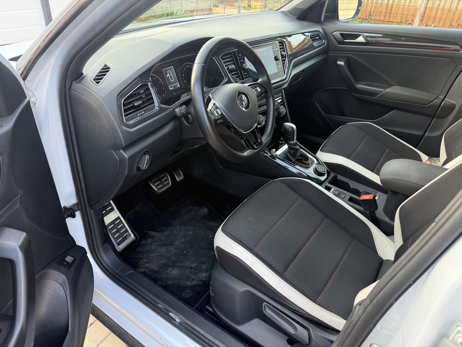 VW T-Roc 2,0 TSI 4MOTION, fotografija 7