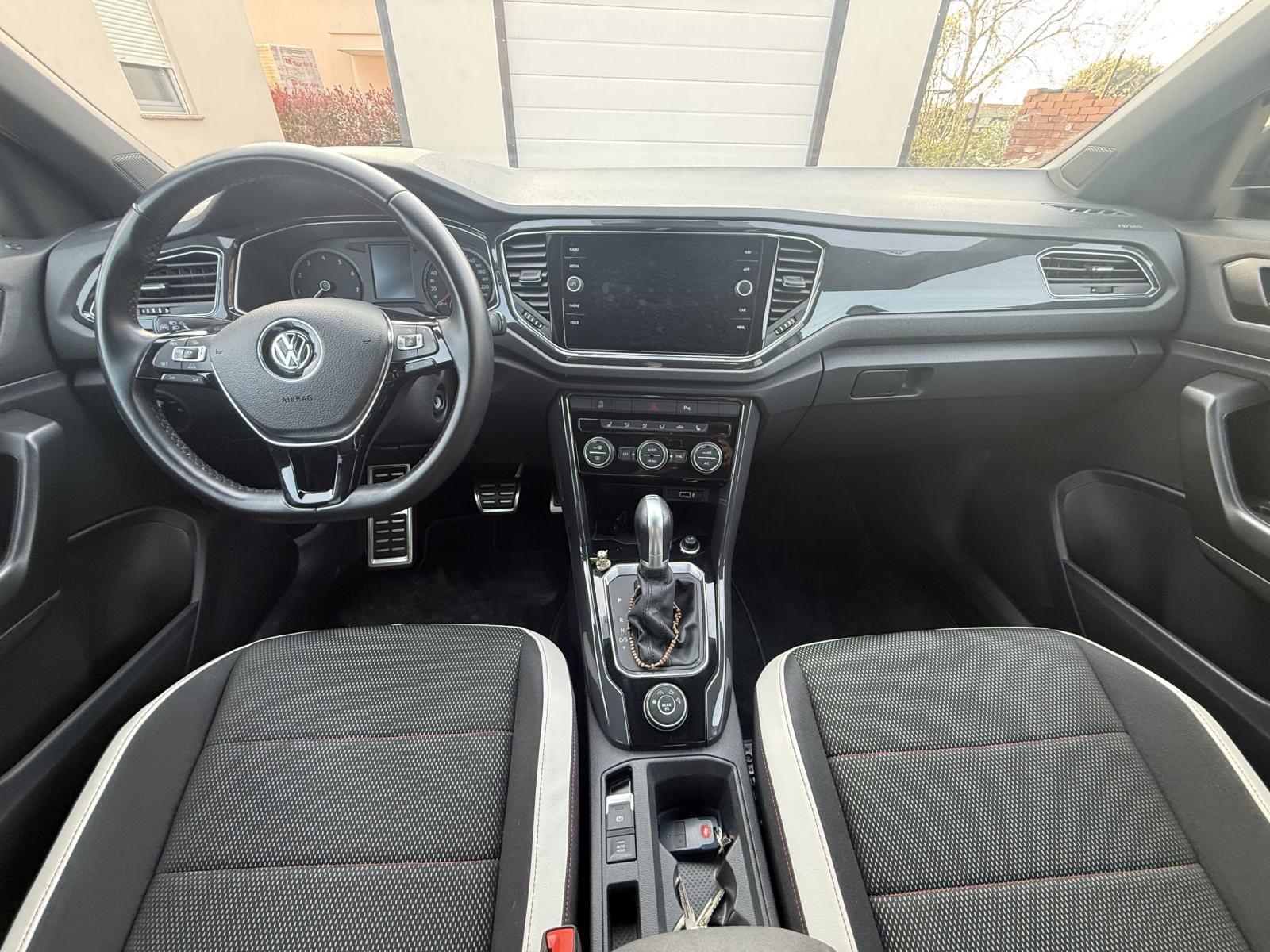 VW T-Roc 2,0 TSI 4MOTION, fotografija 9