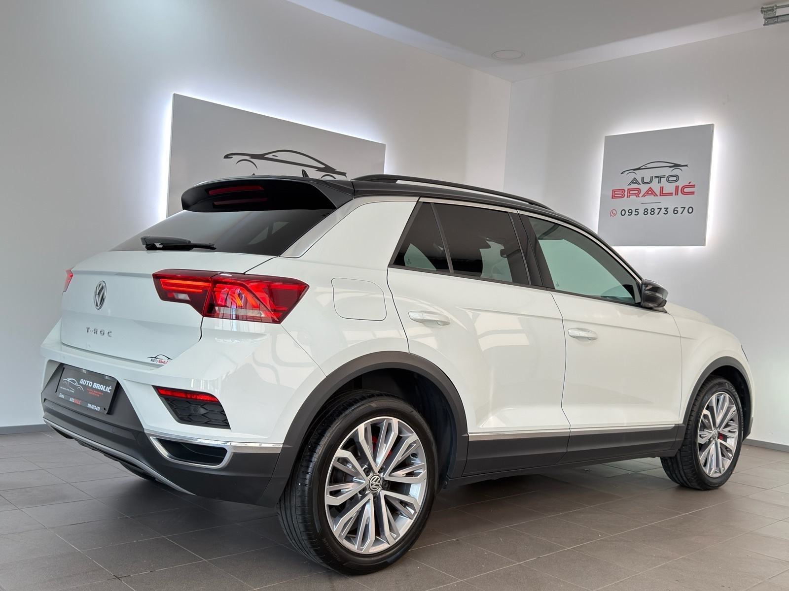 ♦️VW T-ROC 2.0TDI DSG♦️JAMSTVO♦️SPORT~MATRIX~LED~NAVI~F1~ACC~ALU R18♦️, fotografija 6