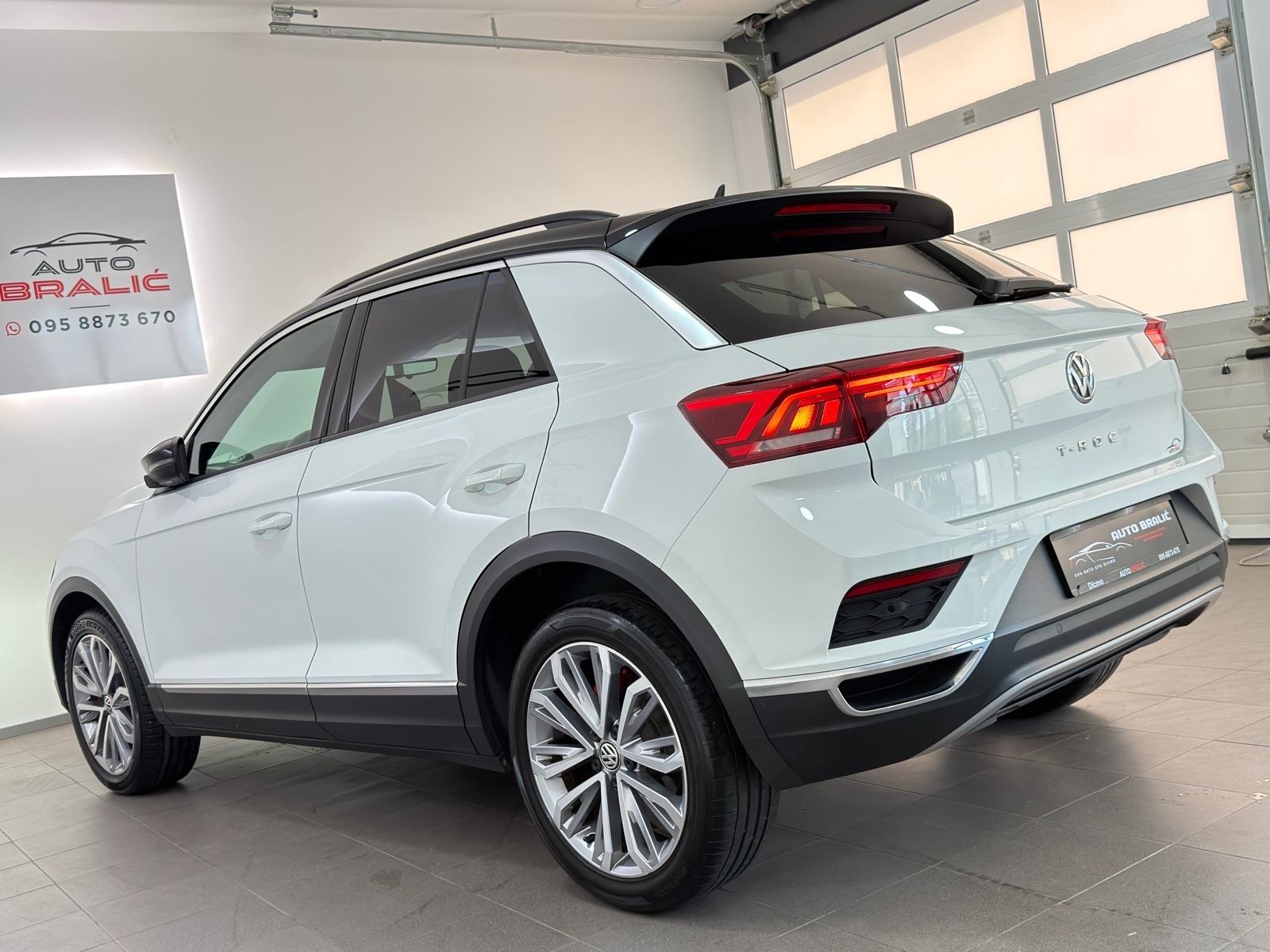 ♦️VW T-ROC 2.0TDI DSG♦️JAMSTVO♦️SPORT~MATRIX~LED~NAVI~F1~ACC~ALU R18♦️, fotografija 9