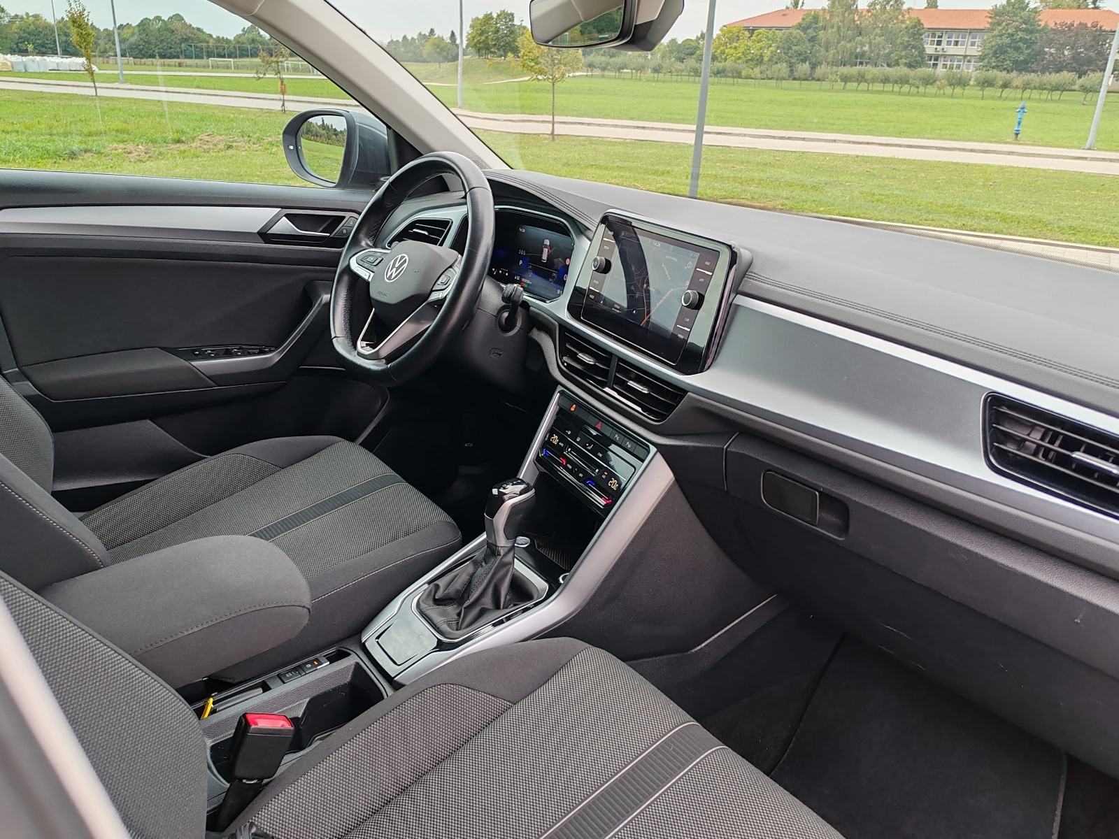 VW T-Roc 2.0tdi EDITION,DSG-150ks,MATRIX,KAMERA.., fotografija 15