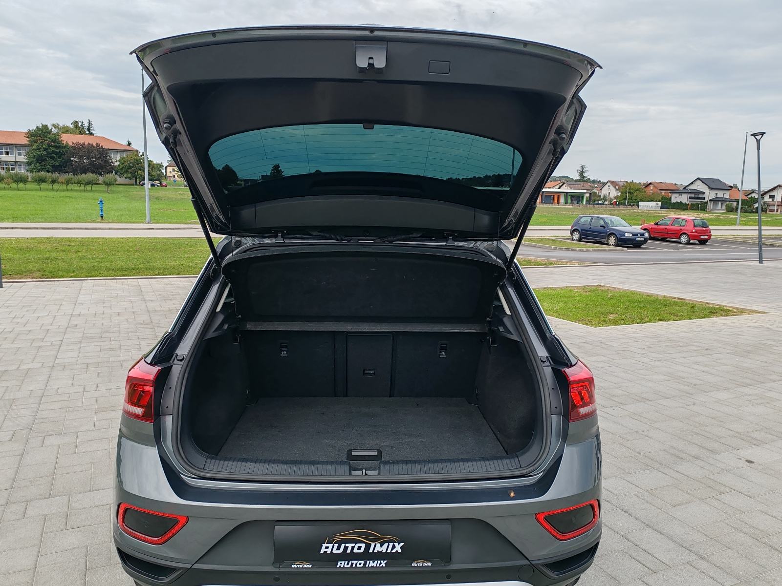 VW T-Roc 2.0tdi EDITION,DSG-150ks,MATRIX,KAMERA.., fotografija 17