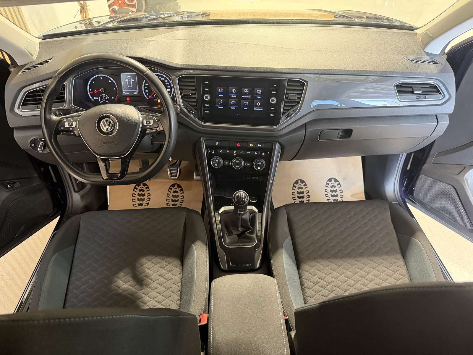 VW T-Roc 2019.g. IQ DRIVE *LEASING - 3.GODINE JAMSTVO*, fotografija 13