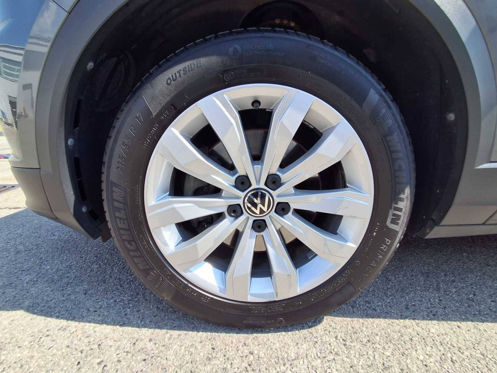 VW T-ROC 2022 • PREMIUM jamstvo • AutoZubak Rabljena, fotografija 16