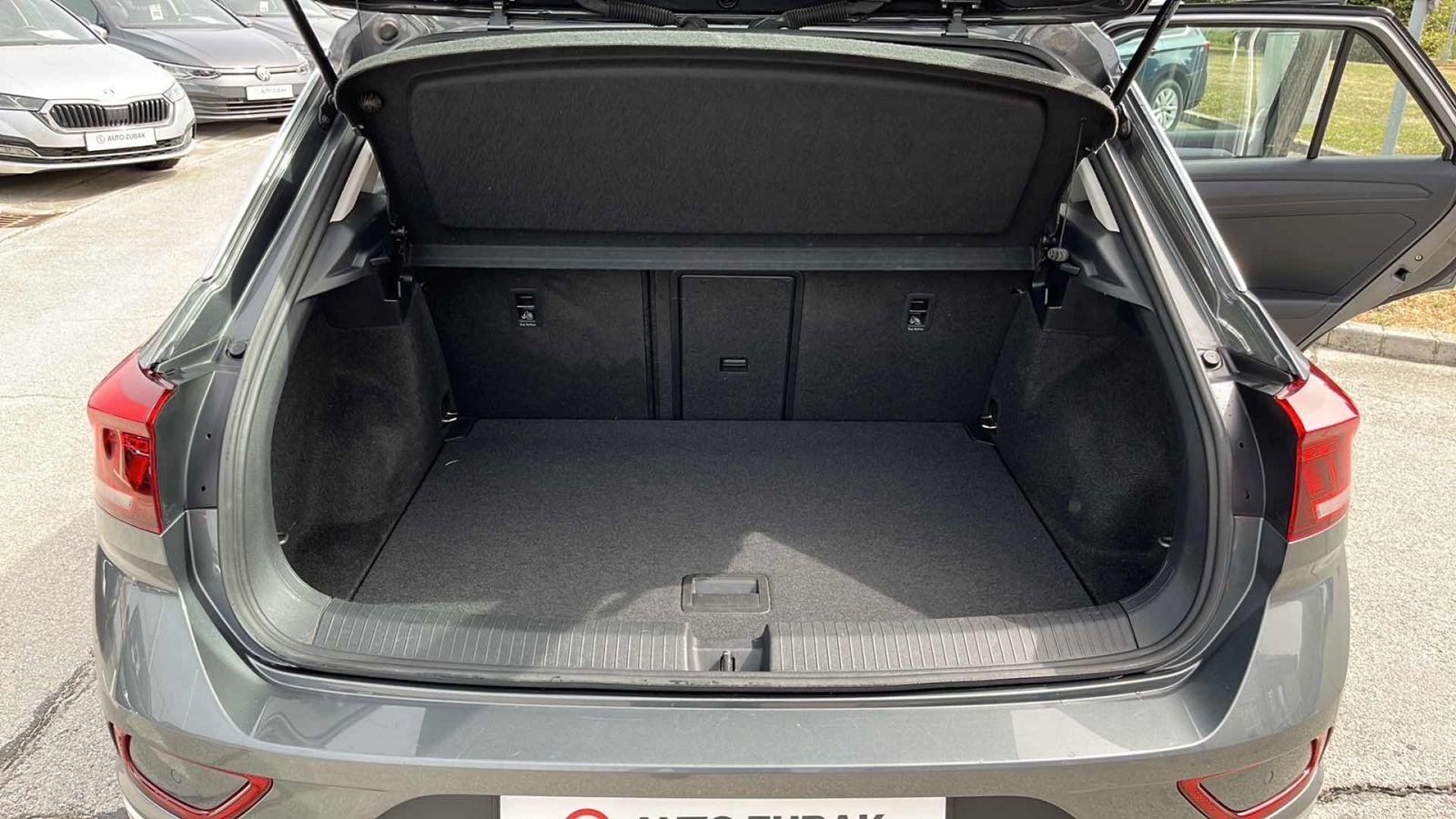 VW T-ROC 2022 • PREMIUM jamstvo • AutoZubak Rabljena, fotografija 9