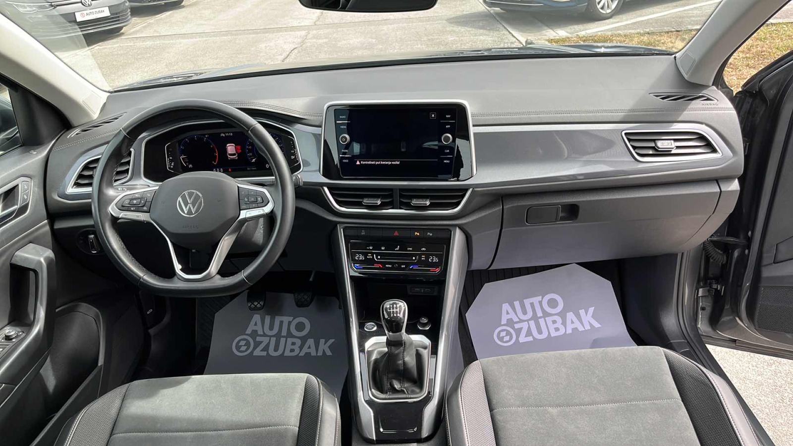 VW T-ROC 2022 • PREMIUM jamstvo • AutoZubak Rabljena, fotografija 12