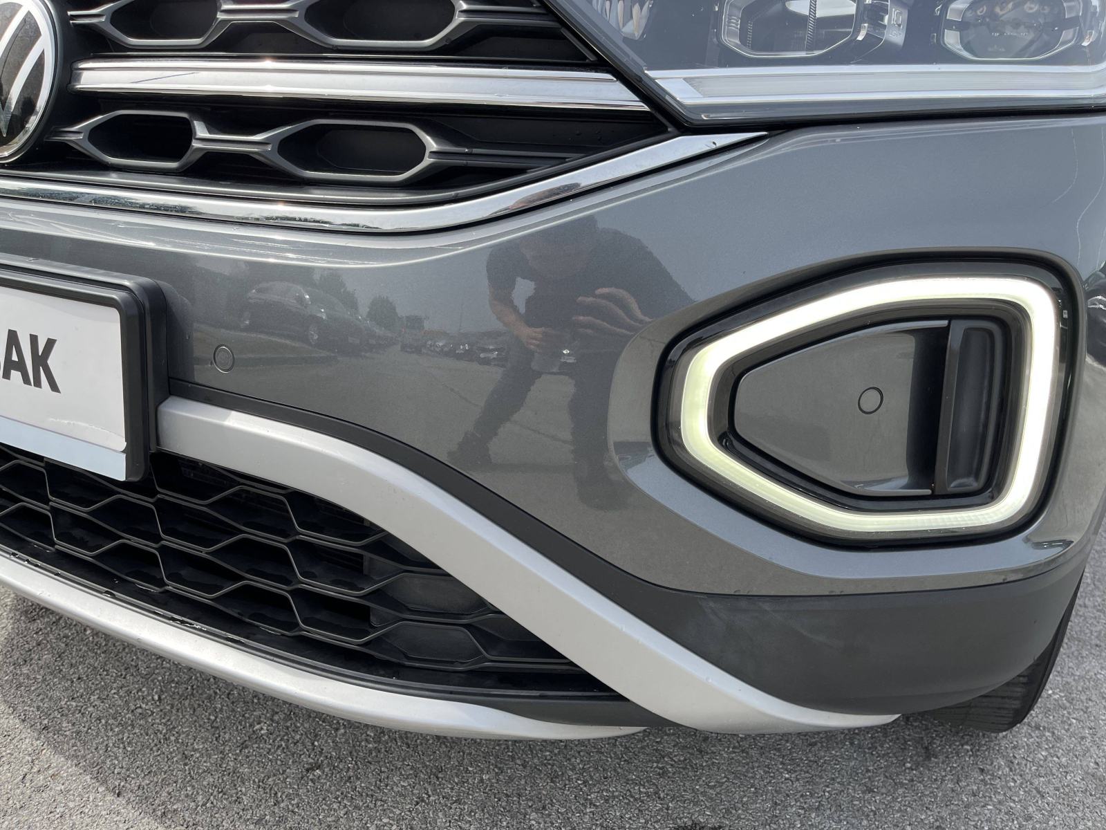 VW T-ROC 2022 • PREMIUM jamstvo • AutoZubak Rabljena, fotografija 14