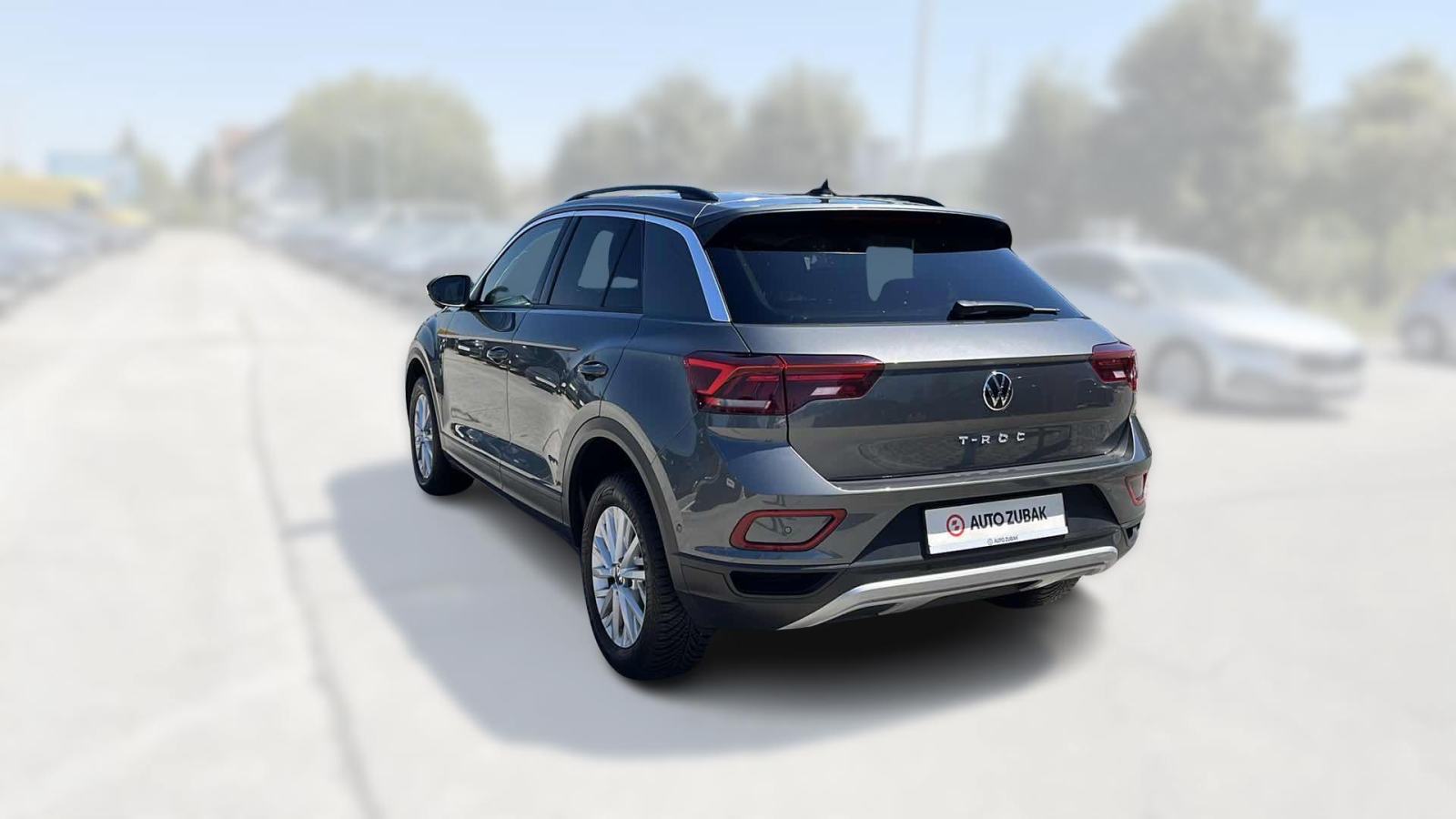 VW T-ROC 2023 • PREMIUM jamstvo • AutoZubak Rabljena, fotografija 8