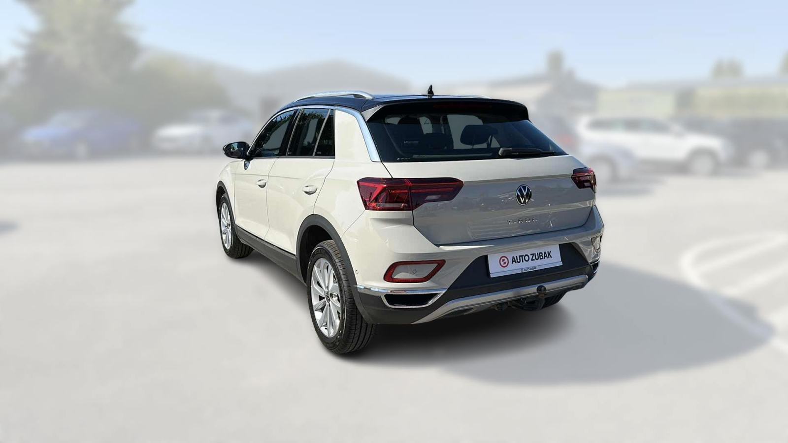 VW T-ROC 2023 • PREMIUM jamstvo • AutoZubak Rabljena, fotografija 8