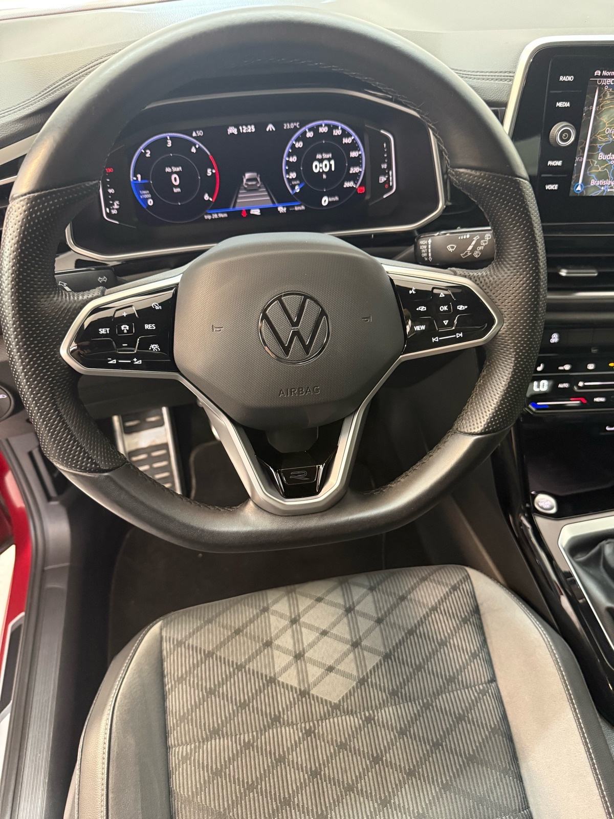 Vw T roc 2.0 TDI R-line, fotografija 3