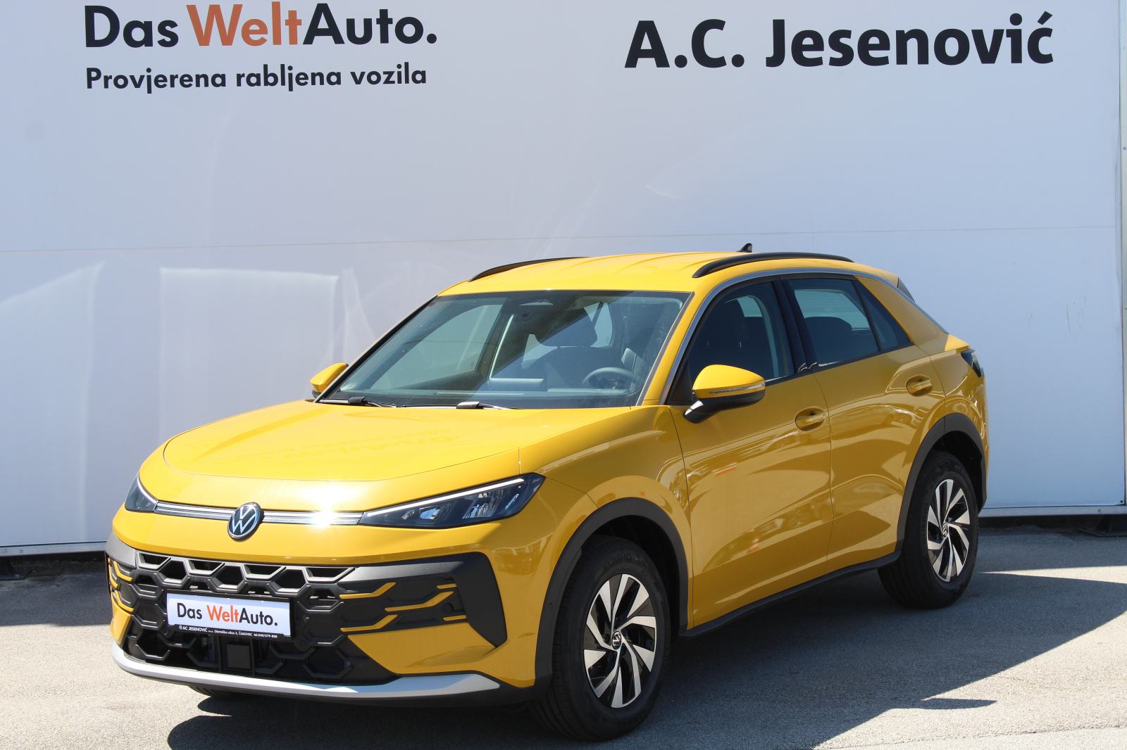 VW T-Roc NF 1,5 eTSI DSG Trend, pogled izvana - slika 1