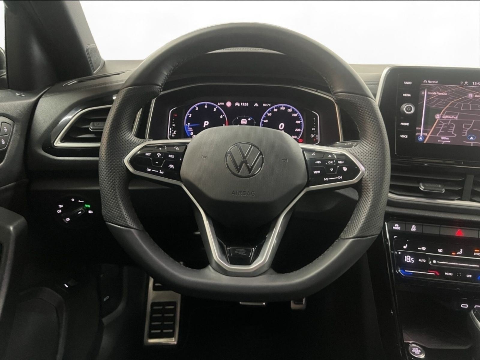 VW T-Roc R-Line1,5 TSI DSG KAMERA ALCANTARA ACC FRONT LANE TRAVEL LED, fotografija 9