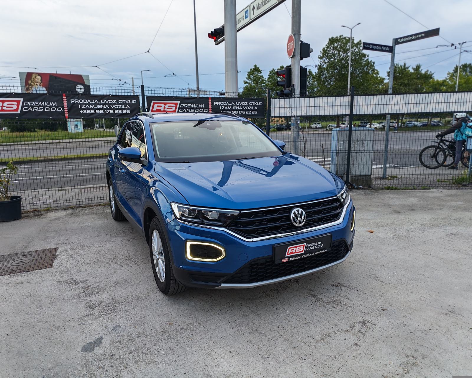 VW T-ROC TSI 110KS DESIGN, HR AUTO, LED, KLIMA, PDC, R-KAM, JAMSTVO 1G, fotografija 7