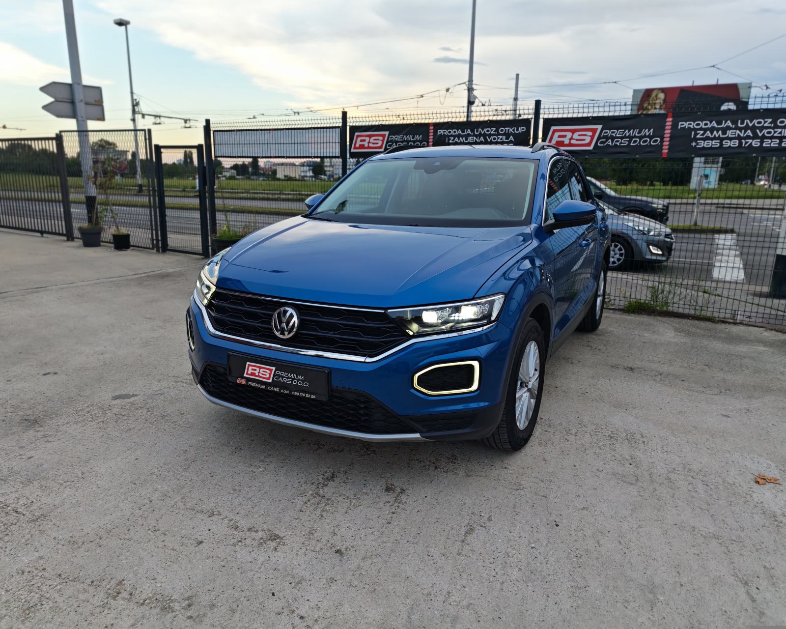 VW T-ROC TSI 110KS DESIGN, HR AUTO, LED, KLIMA, PDC, R-KAM, JAMSTVO 1G, fotografija 2
