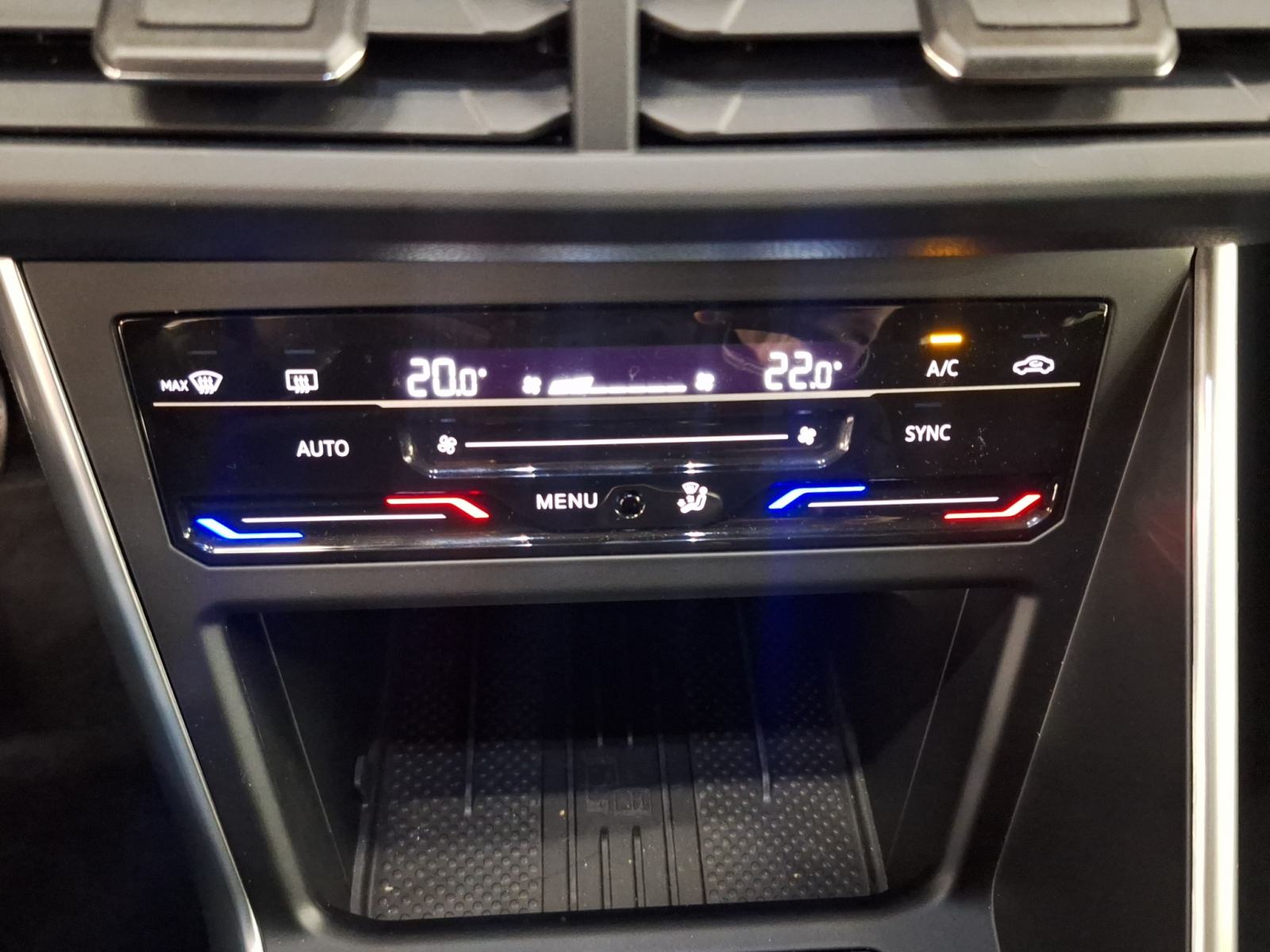 VW Taigo 1.0 TSI Life Plus * DEMO VOZILO *, fotografija 15