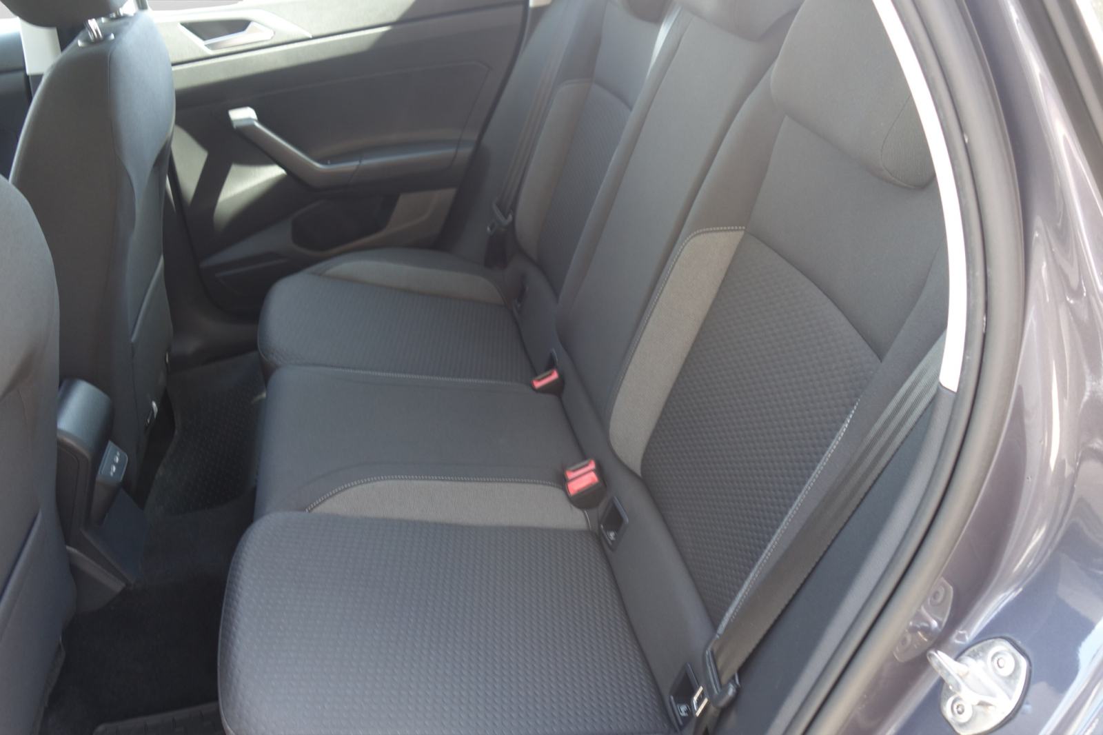VW Taigo 1,0 TSI Life, fotografija 10