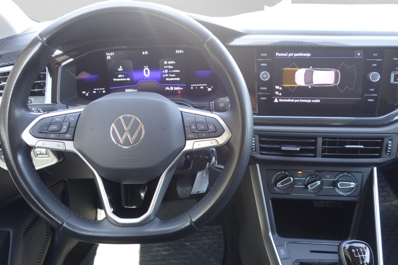 VW Taigo 1,0 TSI Life, fotografija 12