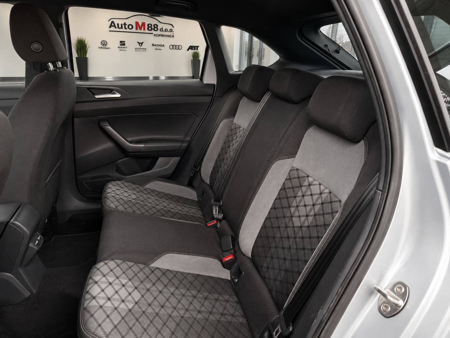 VW Taigo 1,0 TSI⭐️ R-Line⭐️DSG⭐️ ACC⭐️Navi⭐️, fotografija 7