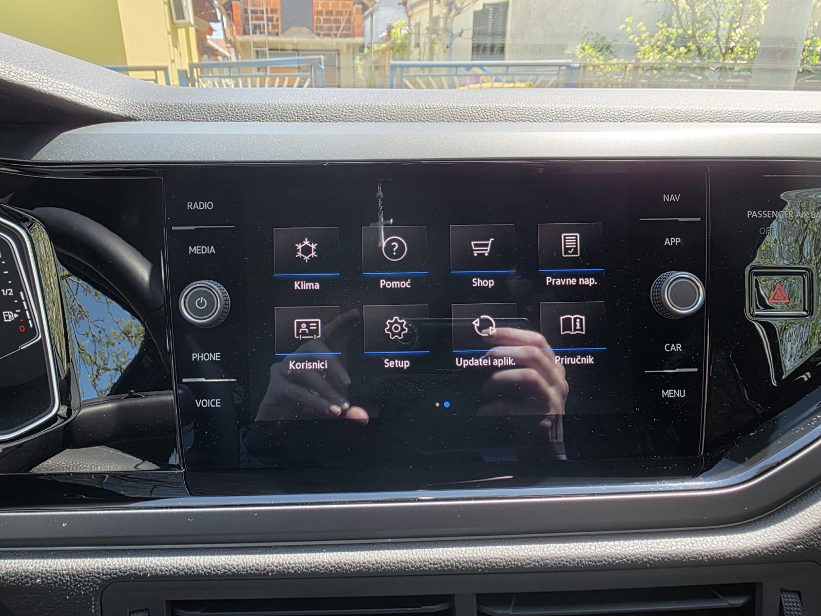 VW Taigo 1,0 TSI R LINE PRODAJA/PREUZIMANJE LEASINGA, fotografija 11