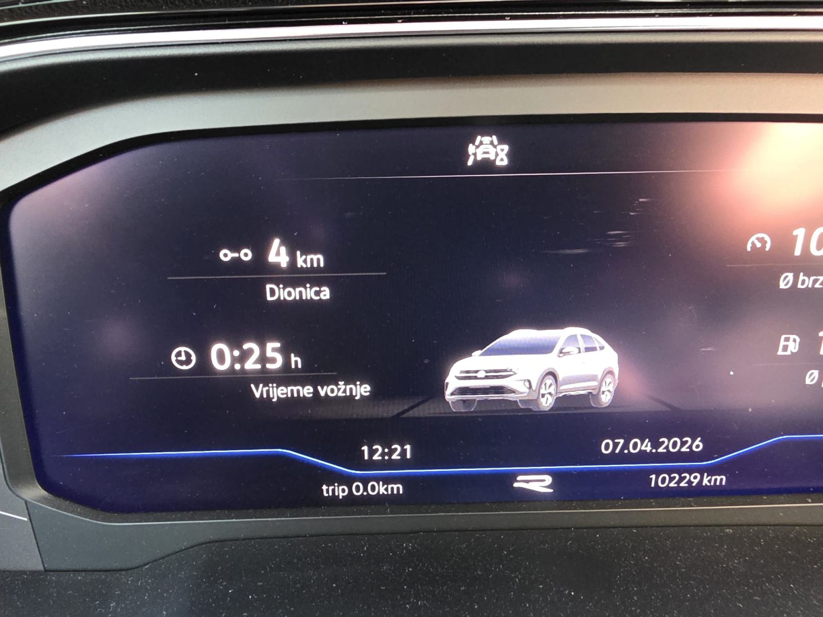 VW Taigo 1,0 TSI R LINE PRODAJA/PREUZIMANJE LEASINGA, fotografija 14