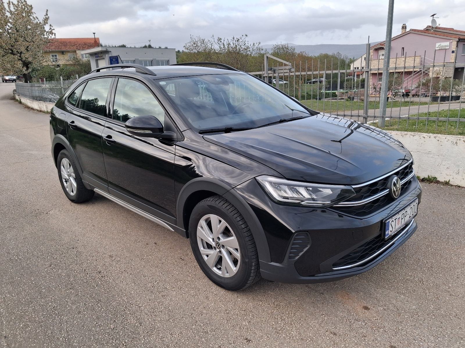 VW Taigo 1,0 TSI, fotografija 2
