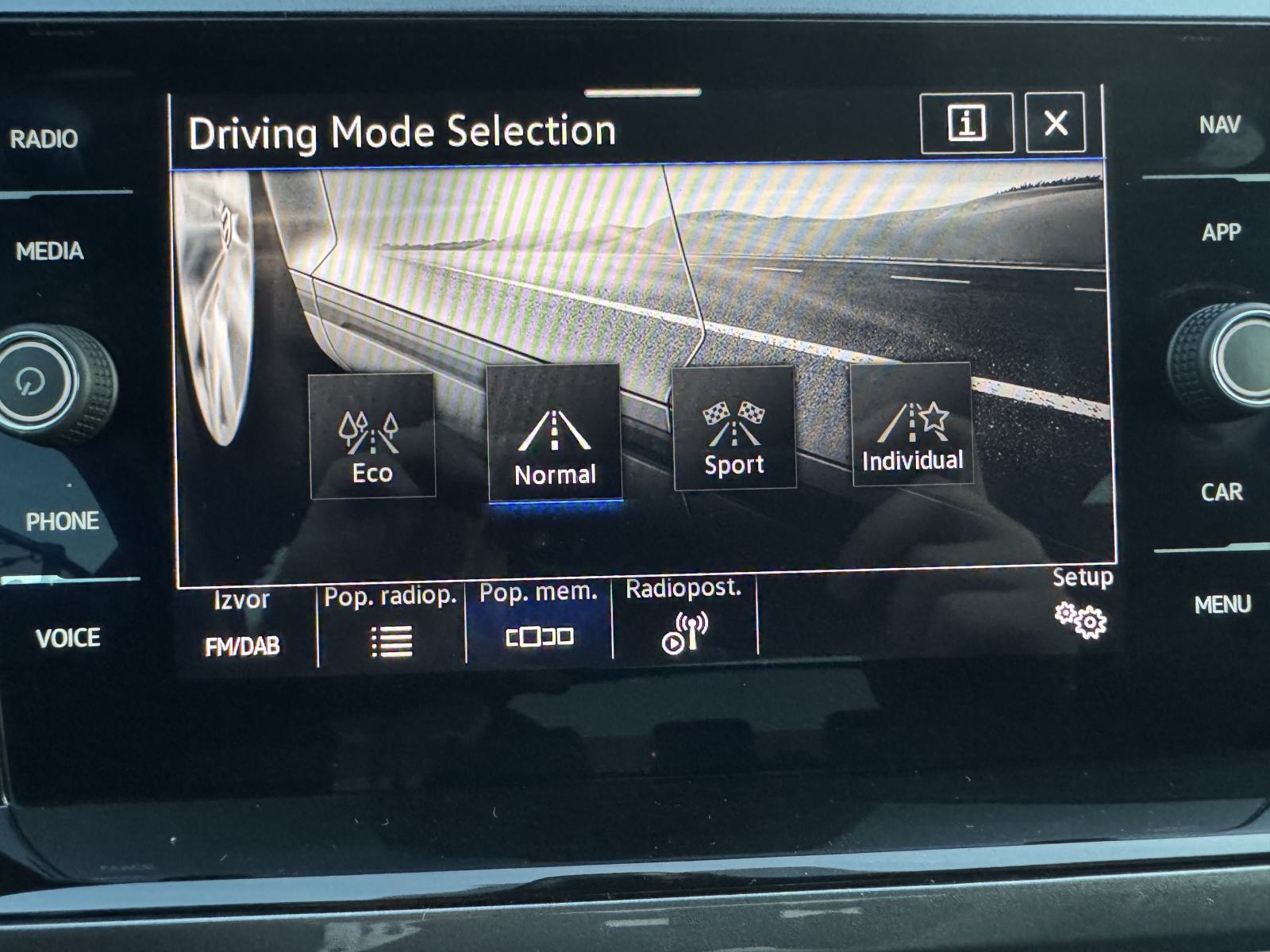 VW Taigo 1,0 TSI DSG ⭐ Virtual Cockpit, Full LED, Kamera ⭐, fotografija 16