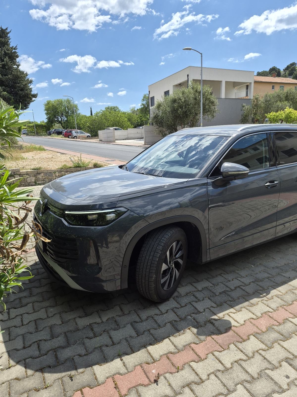 VW Tayron 1.5 etsi 150ks mild hibrid automatik, fotografija 2