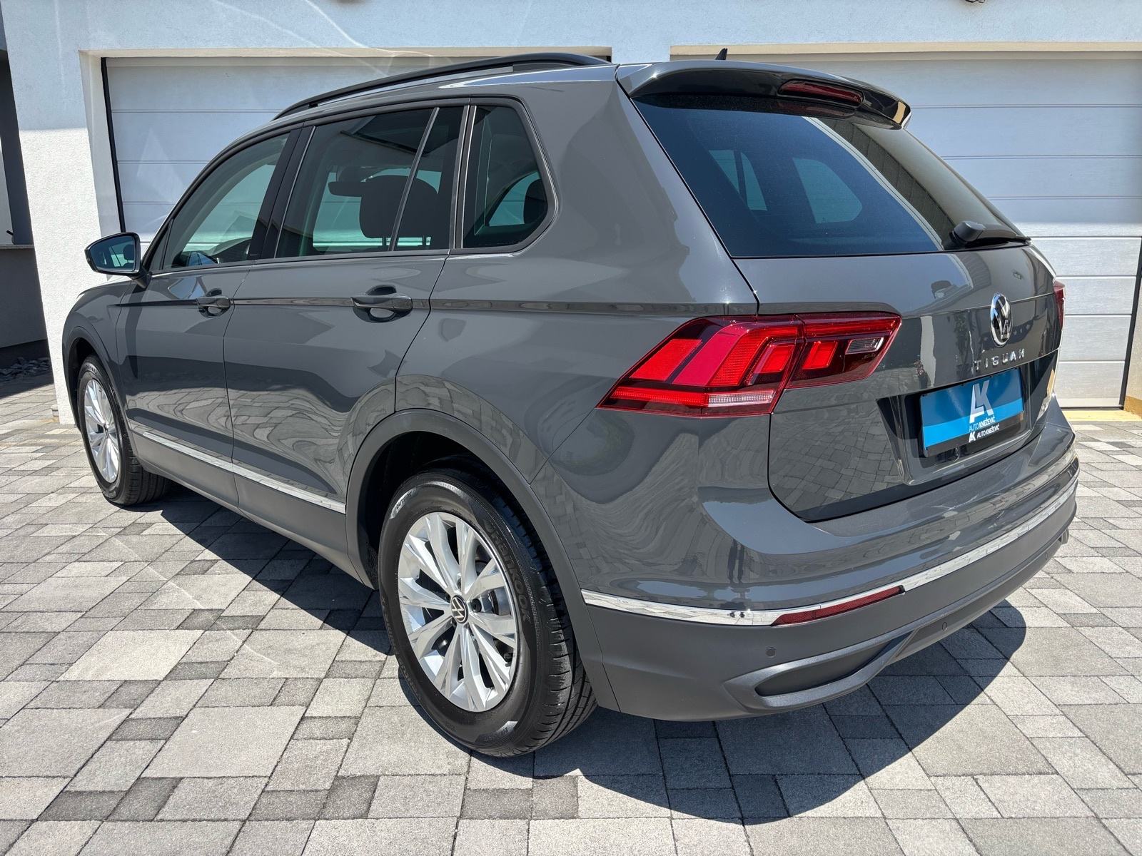 VW Tiguan 1,5 TSI automatik •Life• HR auto • 1.vlasnik•, fotografija 9