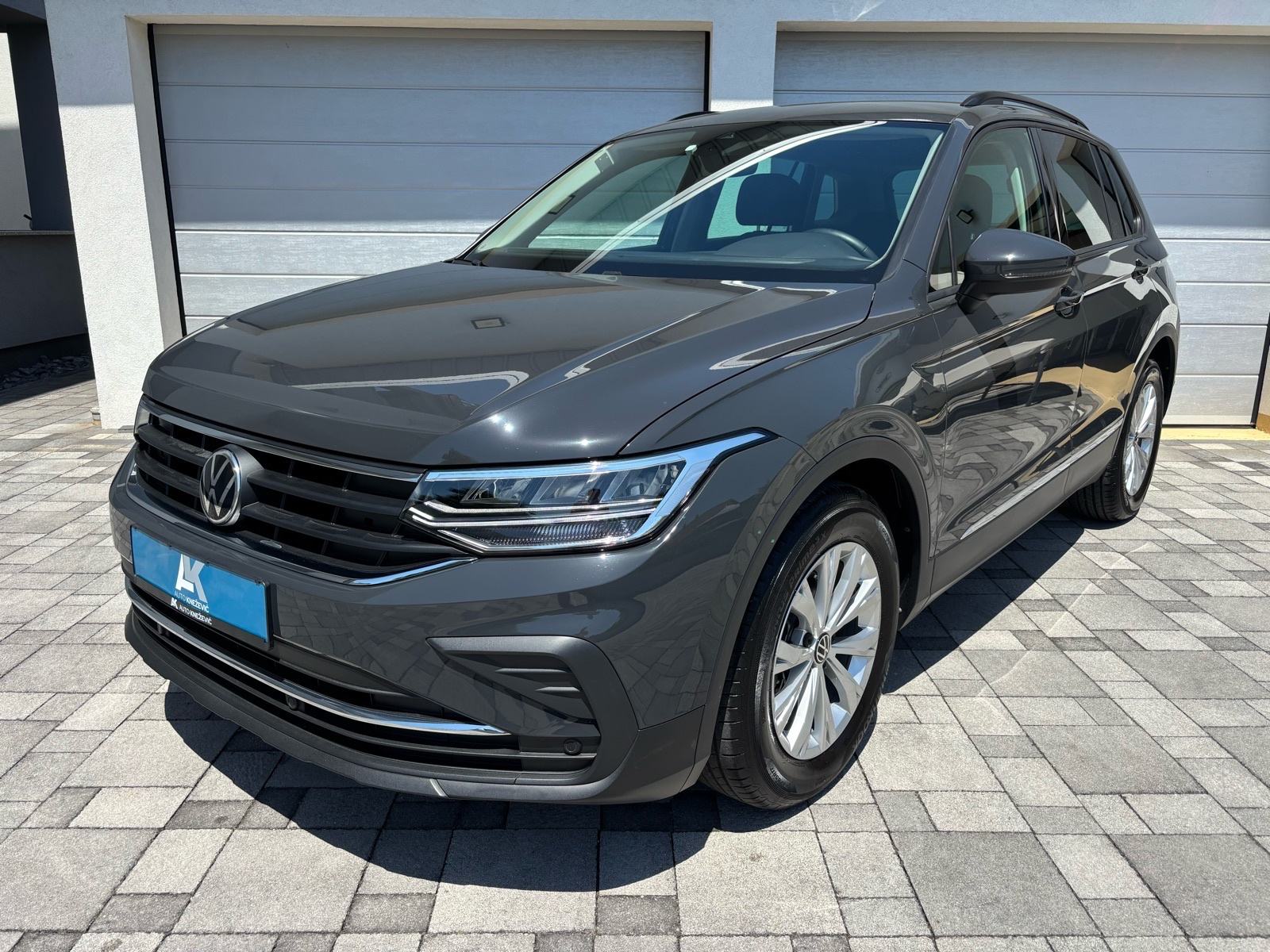 VW Tiguan 1,5 TSI automatik •Life• HR auto • 1.vlasnik•, fotografija 2