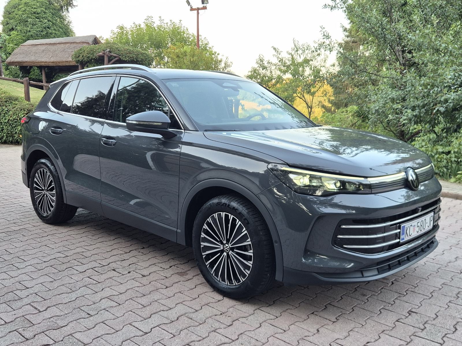 VW Tiguan 1,5 eTSI automatik - Elegance, fotografija 2