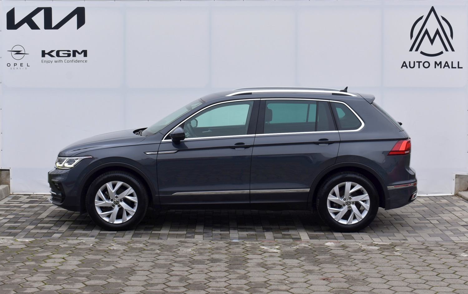 VW Tiguan 1.5 TSI DSG A/T *DE* MALO KM, ODLIČNA OPREMA, SERVISNA*, fotografija 2