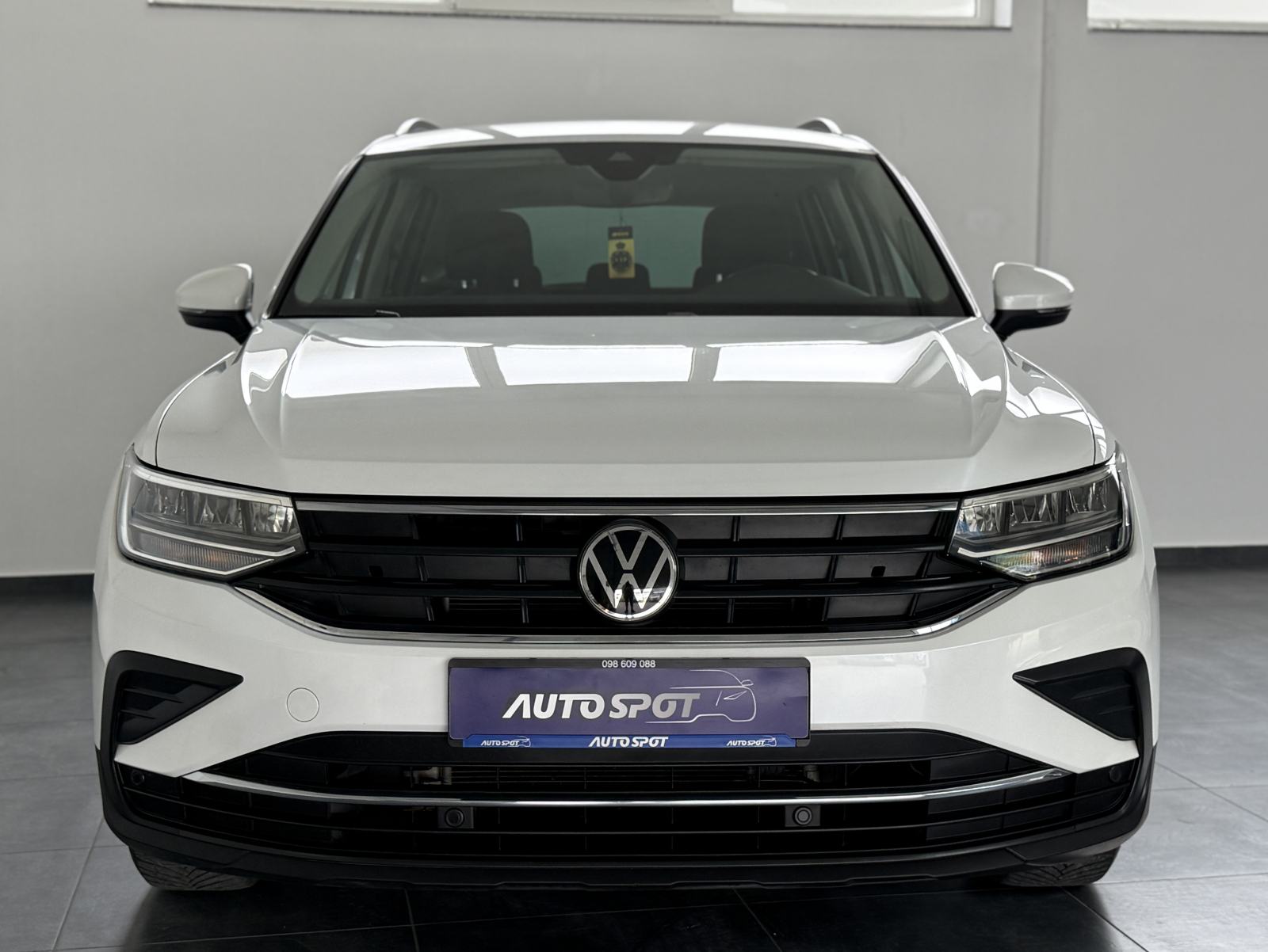 VW Tiguan 1,5 TSI •ACC•KAMERA•AMBI•NAVI•JAMSTVO 24MJ•LEASING 0% UČEŠĆA, fotografija 6