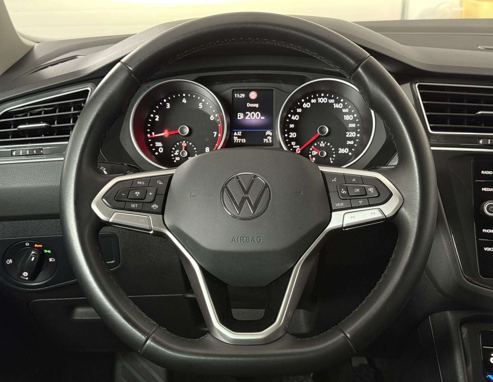 VW Tiguan 1,5 TSI •ACC•KAMERA•AMBI•NAVI•JAMSTVO 24MJ•LEASING 0% UČEŠĆA, fotografija 10