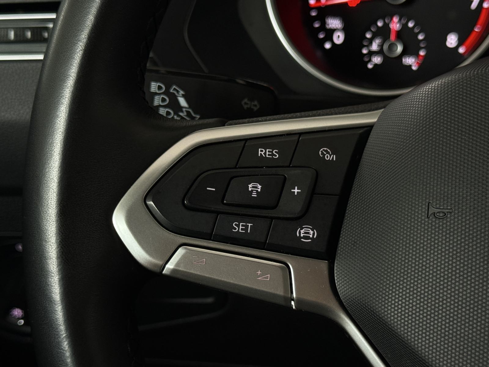 VW Tiguan 1,5 TSI •ACC•KAMERA•AMBI•NAVI•JAMSTVO 24MJ•LEASING 0% UČEŠĆA, fotografija 12