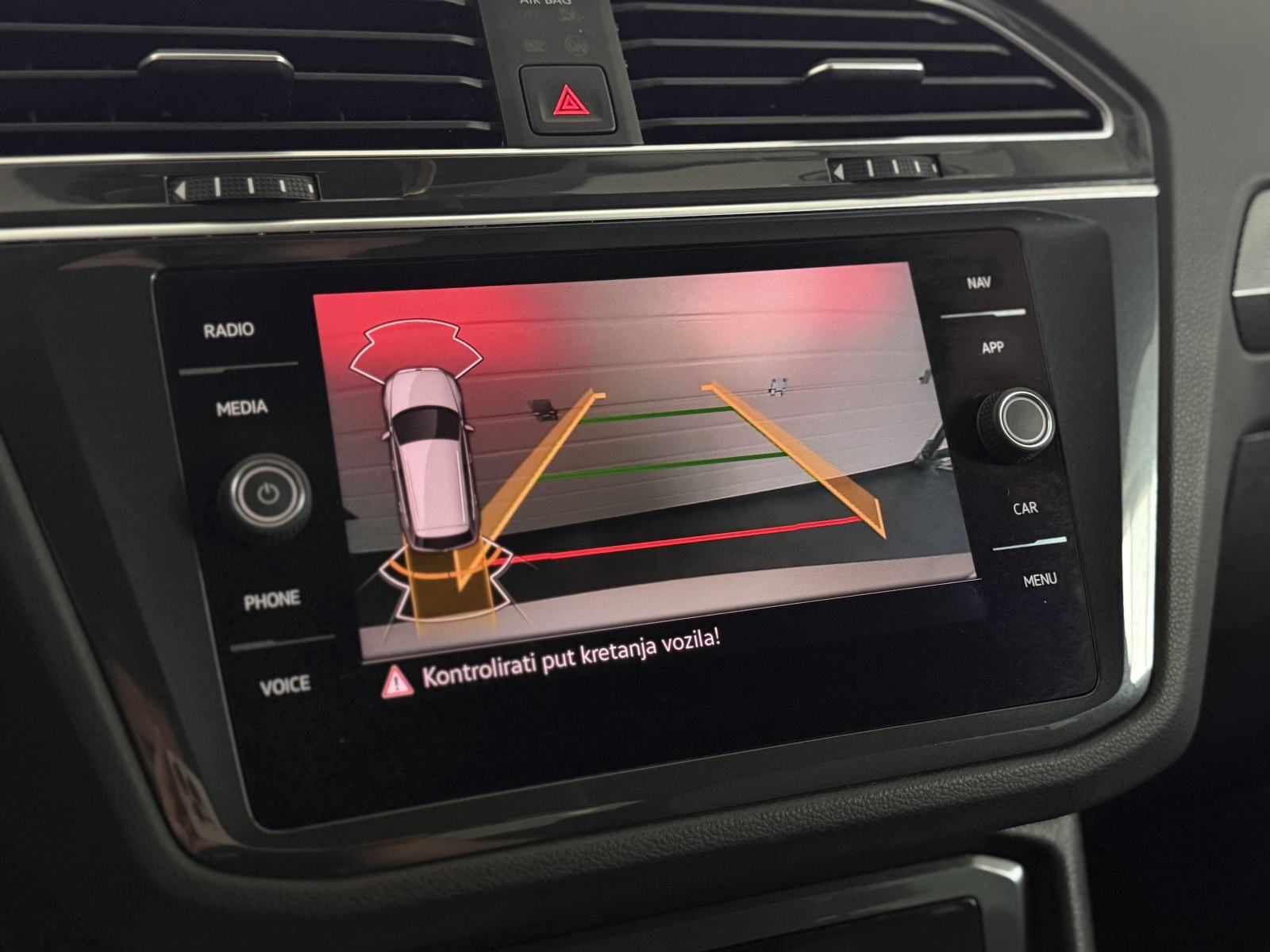 VW Tiguan 1,5 TSI •ACC•KAMERA•AMBI•NAVI•JAMSTVO 24MJ•LEASING 0% UČEŠĆA, fotografija 15