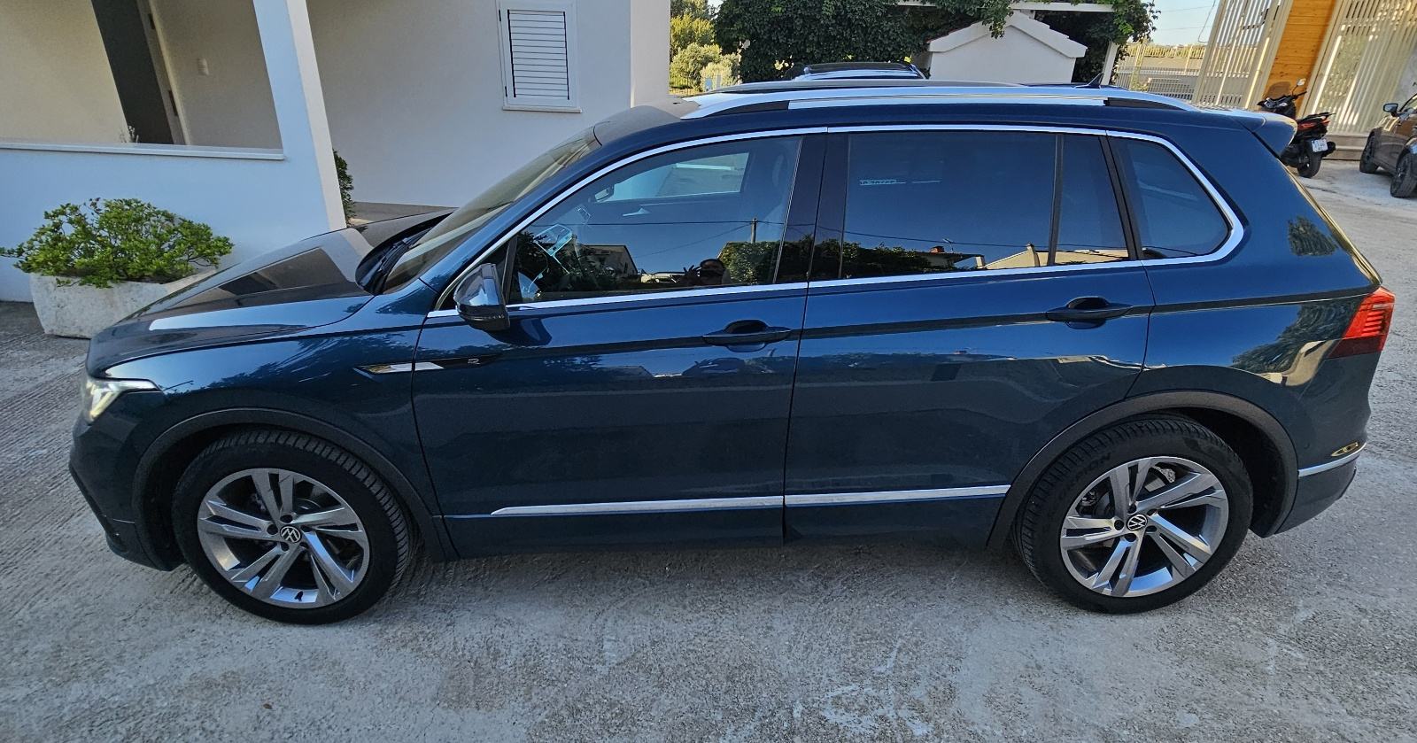 VW Tiguan 2,0 DSG -R LINE automatik, fotografija 7