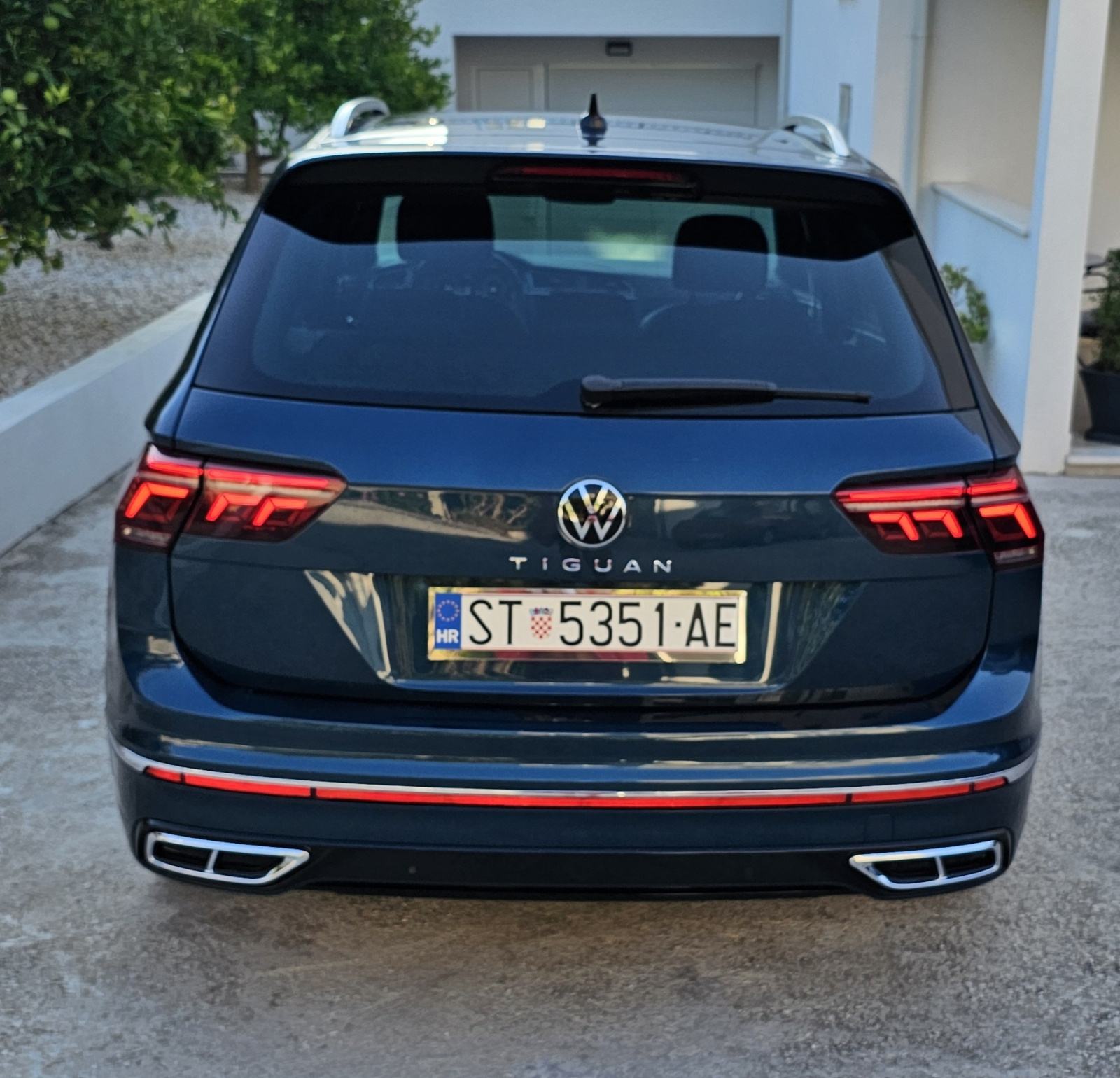VW Tiguan 2,0 DSG -R LINE automatik, fotografija 3