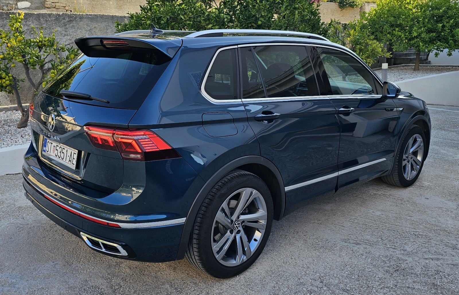 VW Tiguan 2,0 DSG -R LINE automatik, fotografija 5