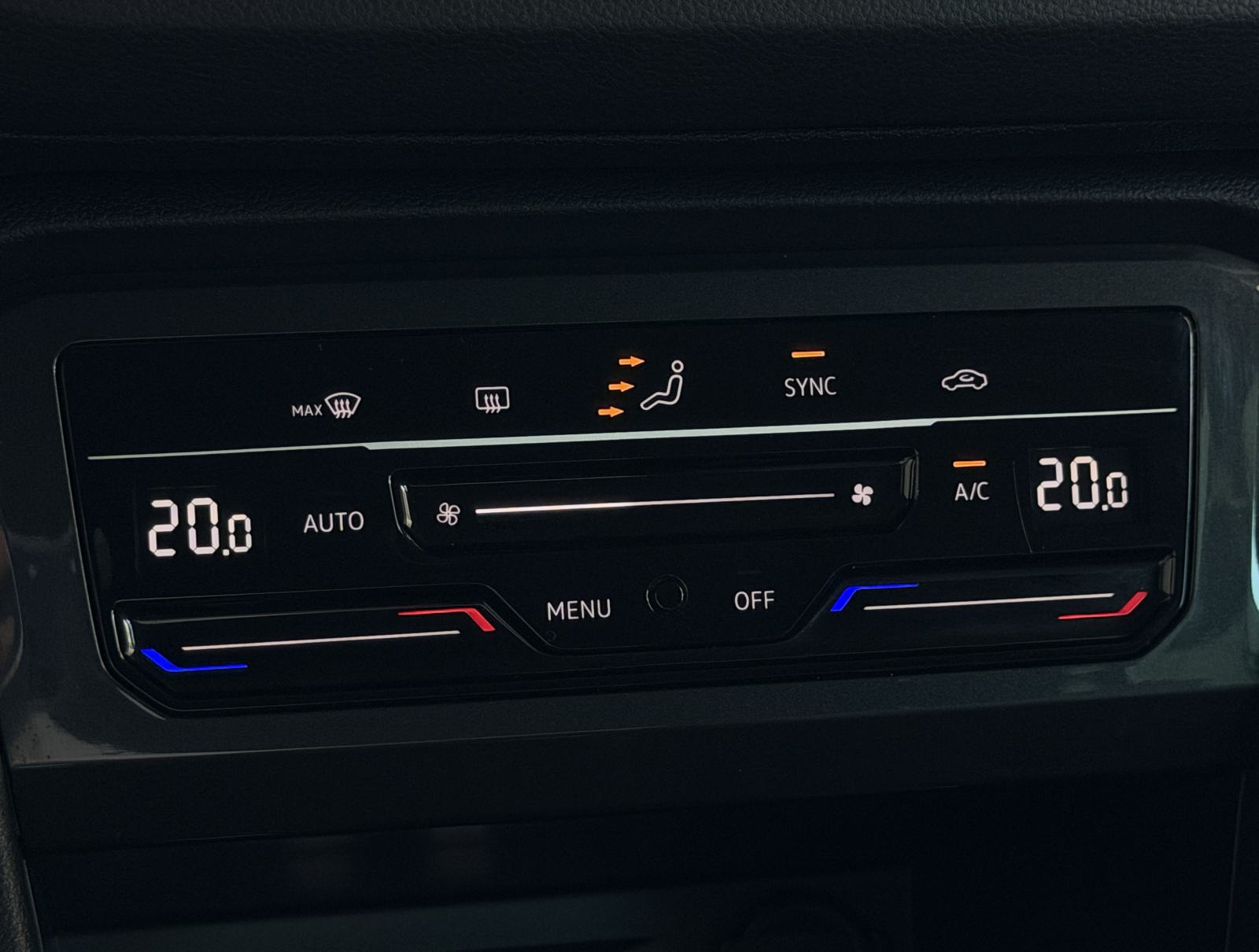 VW Tiguan 1,5 TSI •ACC•KAMERA•AMBI•NAVI•JAMSTVO 24MJ•LEASING 0% UČEŠĆA, fotografija 18