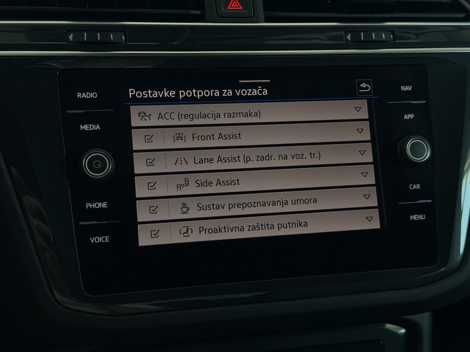 VW Tiguan 1,5 TSI •ACC•KAMERA•AMBI•NAVI•JAMSTVO 24MJ•LEASING 0% UČEŠĆA, fotografija 15